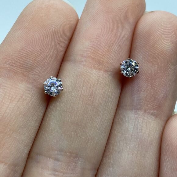 💛 Gold Plated CZ Earrings - Picture 3 of 3